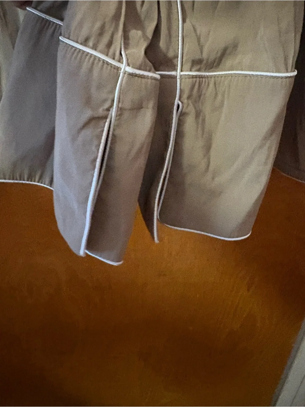 Nap Beige Button-Front Shirt with White piping S